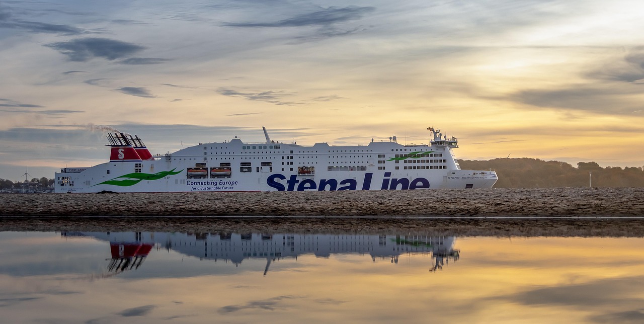 vessel, cruise, ship, travel, tourism, kiel, kiel förde, laboe, reflection, beach, sea, nature, falckenstein, shipping, ferry, stena line, lighthouse