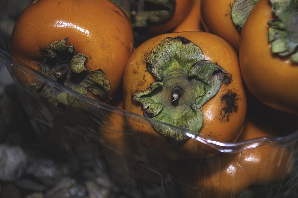 fruits, plastic box, food, orange, plastic, packaging, persimmon, container, package, ripe, mid-autumn festival, supplements, fruit wallpaper, just autumn, vitamins, micro elements, sweet, the willow-wren, juicy, consume, vitaminizing, autumn theme, brown box
