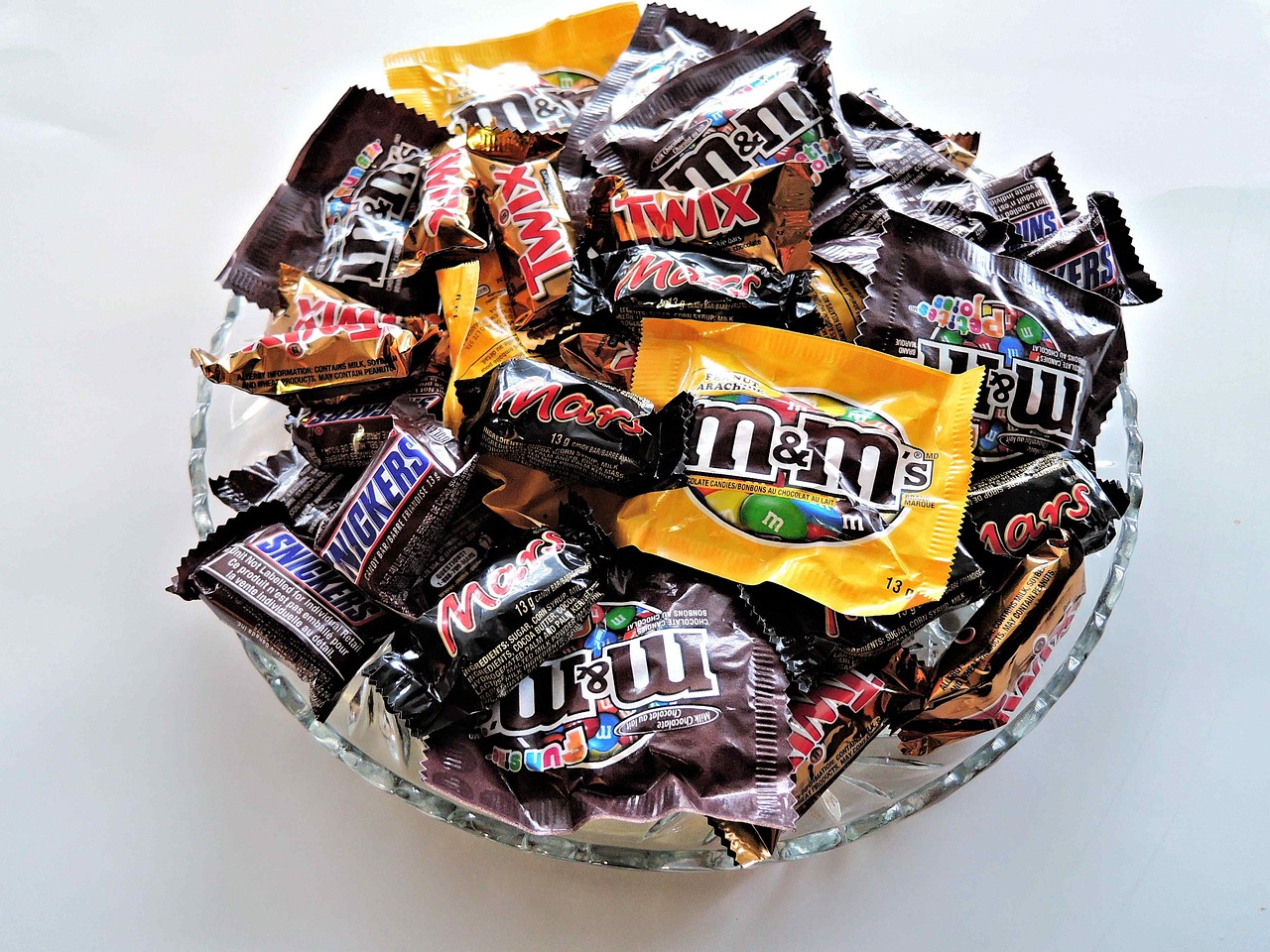 halloween candy, chocolates, nuts, sweet, small size, halloween candy, halloween candy, halloween candy, halloween candy, halloween candy