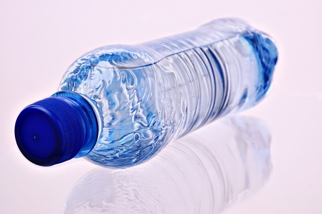 water, bottle, bottle of water, mineral water, thirst quencher, clear, liquid, drink, plastic bottle, transparent, nature, container, refreshment