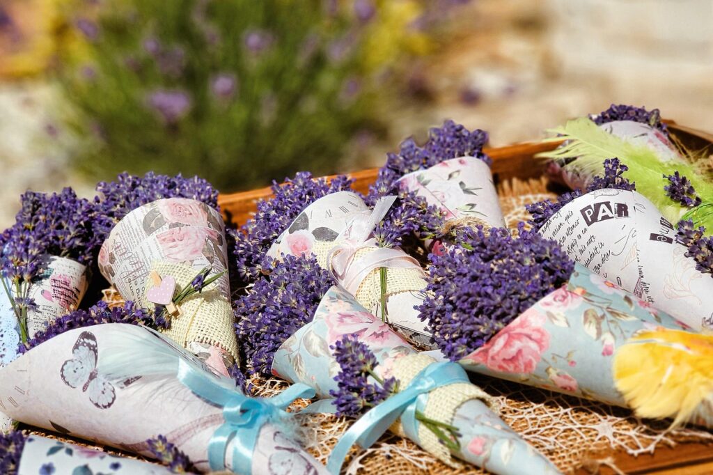 lavender, bouquet, dried flowers, rustic wedding, floral decor, handmade bouquet, vintage wrapping, purple flowers, garden gift, countryside, french style, romantic decor, lavender bunch, artisan craft, wildflowers, creative gift, flower paper cones, natural fragrance, gift idea, eco packaging, flower market, floral wrap, herbs, countryside charm, slow living