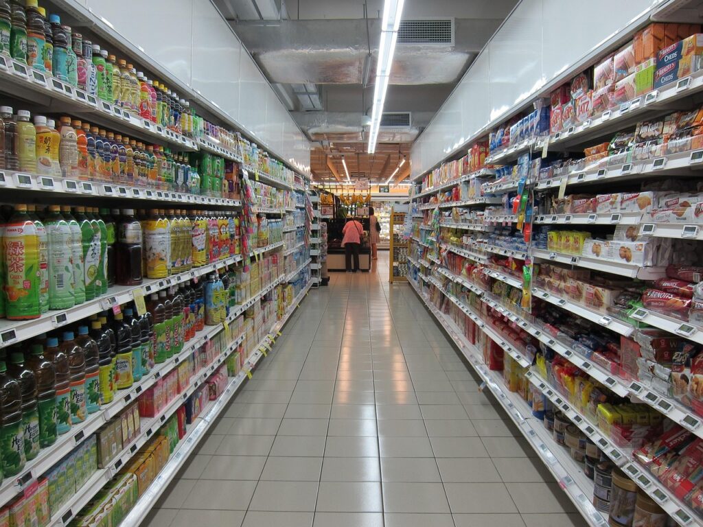 grocery store, supermarket, retail, aisle, market, store, food, shop, grocery, shopping, consumer, business, products, groceries, grocery store, grocery store, supermarket, supermarket, supermarket, supermarket, supermarket, store, grocery