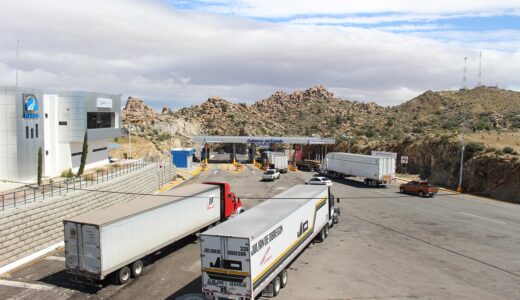 trailer, free way, street, long, road, transport, transportation, truck, way, delivery, traffic, car, drive, motion, highway, automobile, cargo, shipping, lorry, freeway, freight, heavy, auto, logistic, haul, service, moving, industry, big, express, wide, text, sunset, speed, transporter, vehicle, travel, semi, mexico, tecate, mexicali, rumorosa, truck, mexicali, mexicali, mexicali, mexicali, mexicali