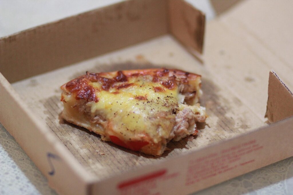 pizza, food, carton, faoodst˚f, take away, pizza slices, one slice, cheese, ham, pizza box, garbo box, take away, pizza box, pizza box, pizza box, pizza box, pizza box