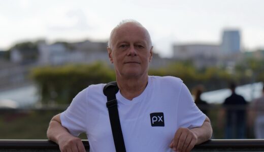 man, portrait, outdoors, t-shirt, pose, urban, city