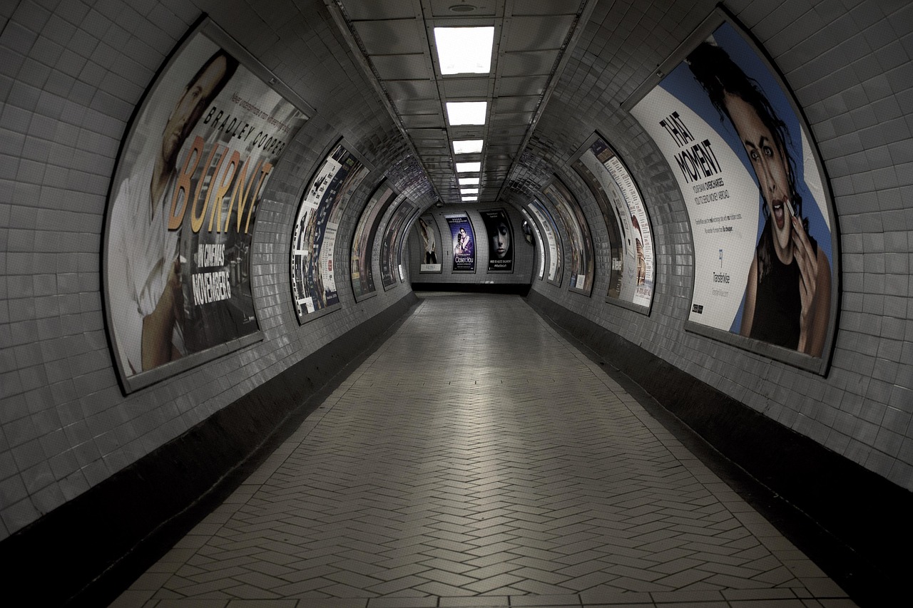 london underground, tube, transport, underground, london, british, public, travel, uk, subway, transportation, tunnel, empty, train station, london, london, london, london, london, tunnel