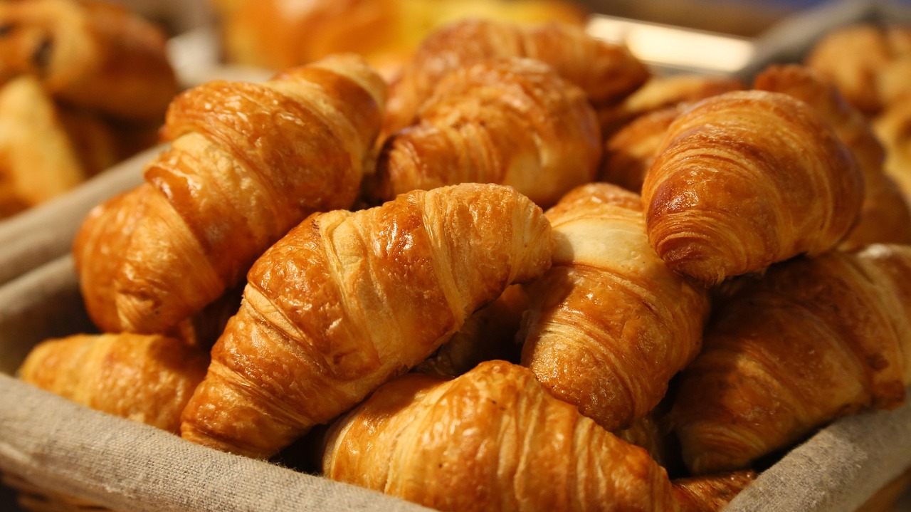 bread, croissant, morning, puff paste, puff pastry, flaky pastry, bakery, breakfast, dessert, sweet, snack, homemade, delicious, cuisine, tasty, pie, bake, pastry, bun, nutrition, delicacy, assortment, puff, brown bread, brown dessert, brown nutrition, brown breakfast, brown morning, bread, bread, bread, bread, bread, croissant, croissant, croissant, croissant, bakery, bakery, breakfast, pastry