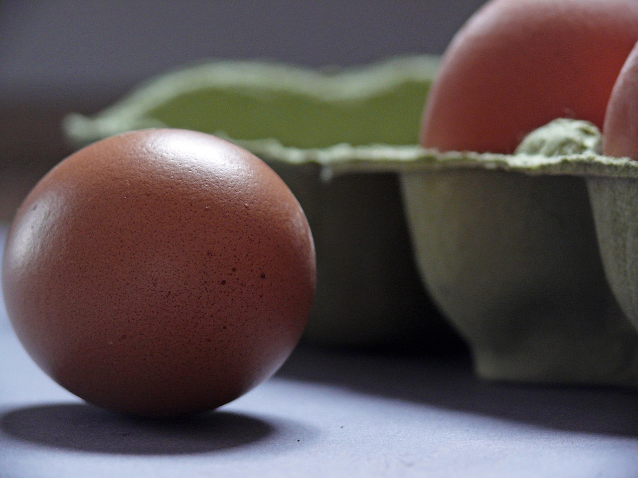 eggs, egg carton, chicken eggs, food, egg box, brown eggs, egg packaging, nourishment, pack of 10, egg shells, brown, raw eggs, natural product